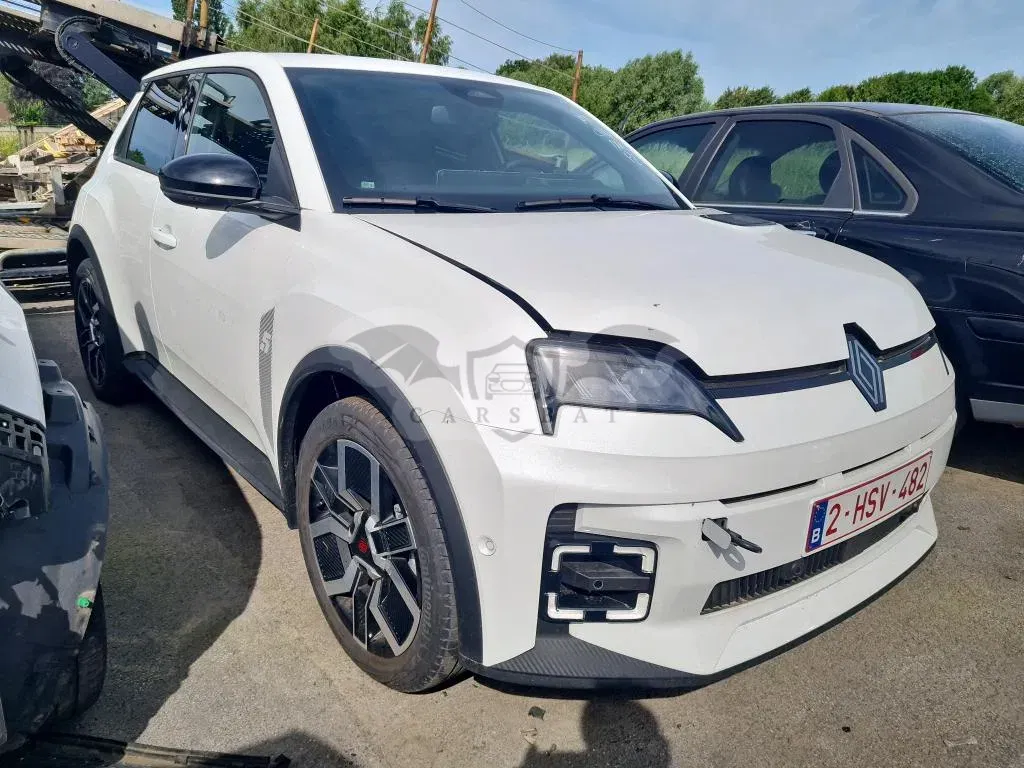 Renault 5 E-Tech 52 kWh Techno 2025