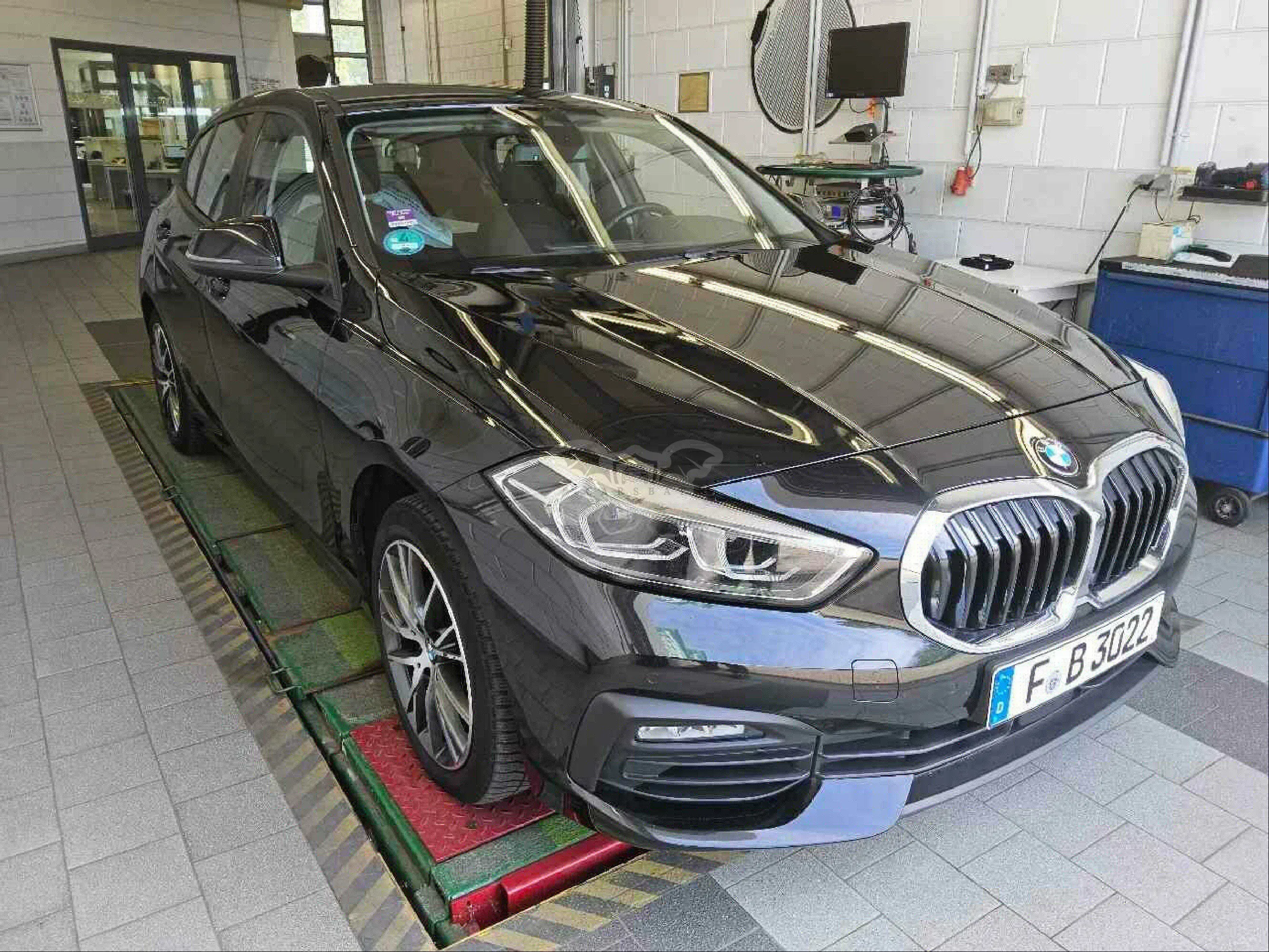 BMW 1 Series 120 Advantage 2023