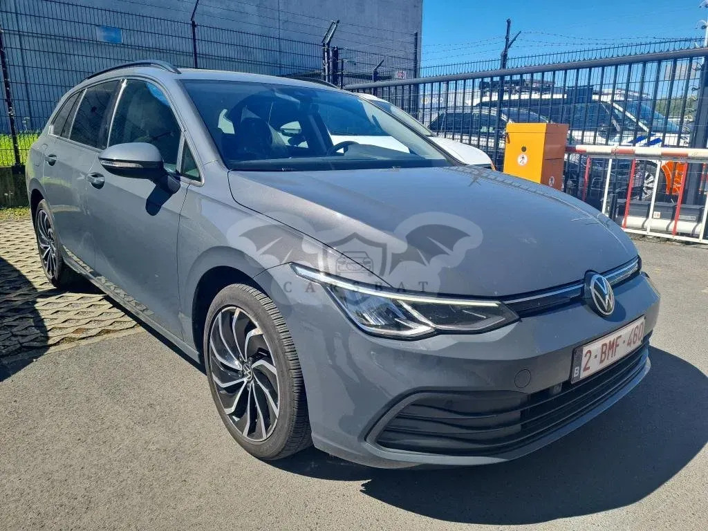 Volkswagen Golf Variant 1.0 eTSI Life 2022