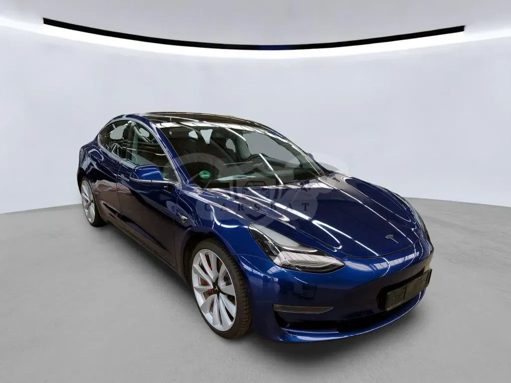 Tesla Model 3 82 kWh 2020