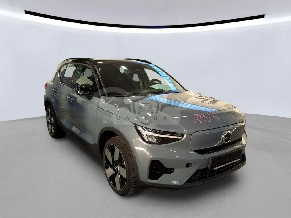 Volvo XC40 67 kWh 2023