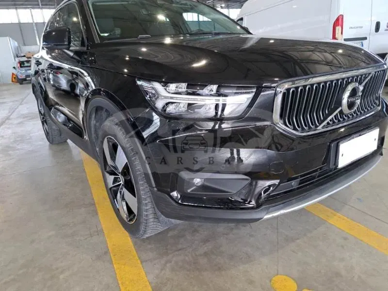Volvo XC40 T3 Momentum Pro 2021