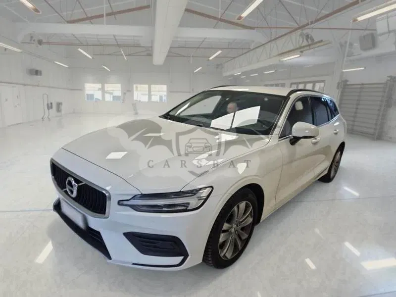 Volvo V60 B4 Momentum Business 2021