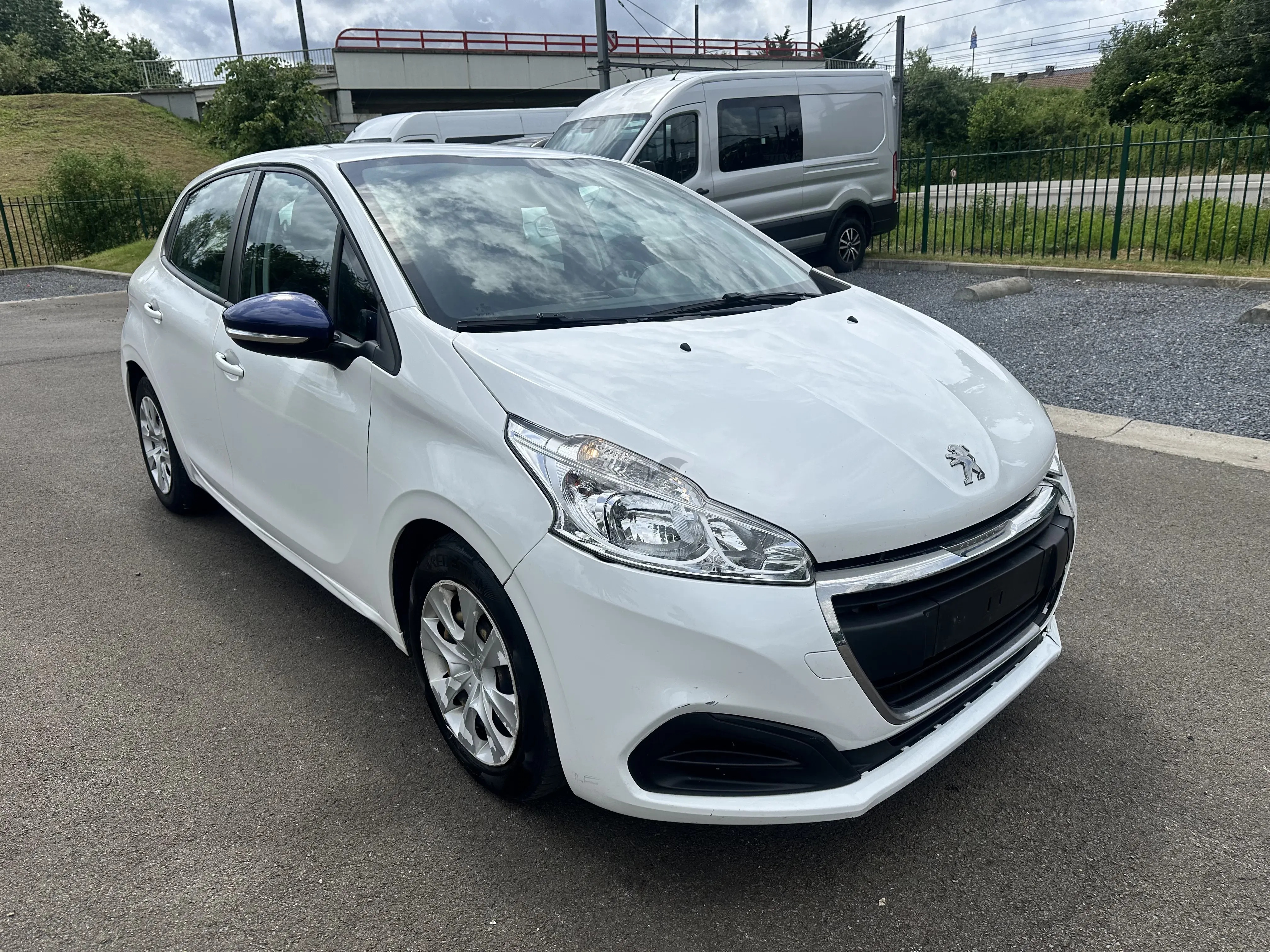 Peugeot 208 1.2i Like 2019