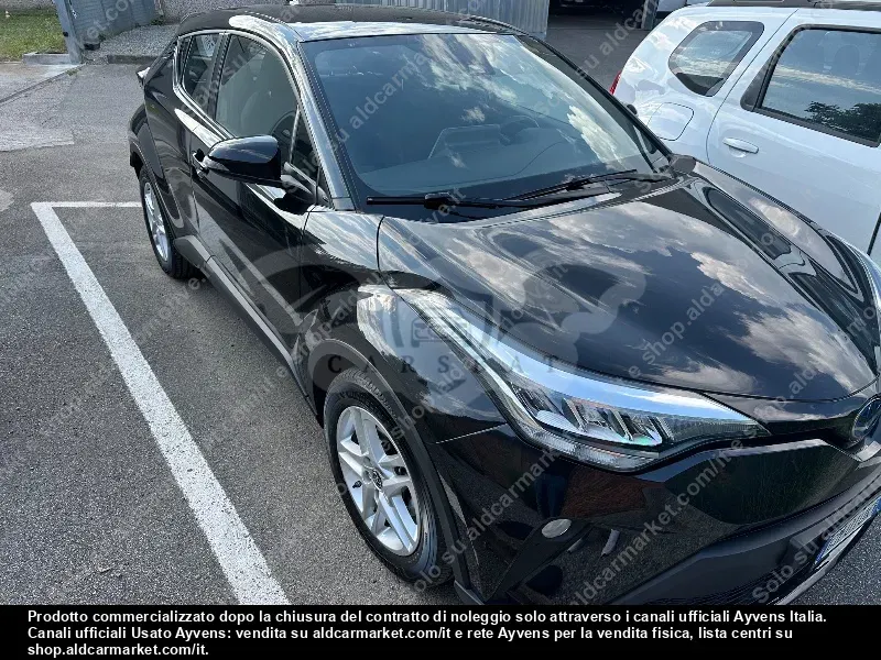 Toyota C-HR 1.8h Business 2022