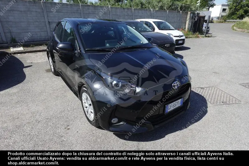 Toyota Yaris Business 2021