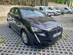Peugeot 208 1.2i Active 2021