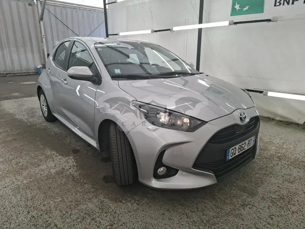 Toyota Yaris 1.5h Dynamic Business 2023
