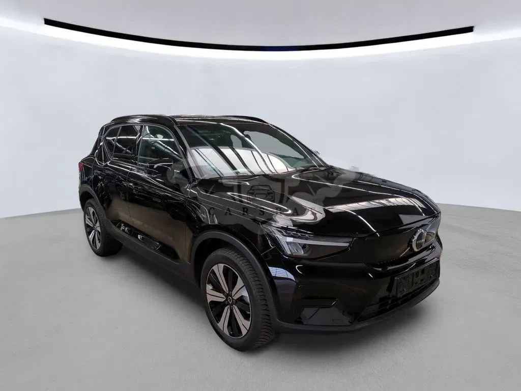 Volvo XC40 Core 2023