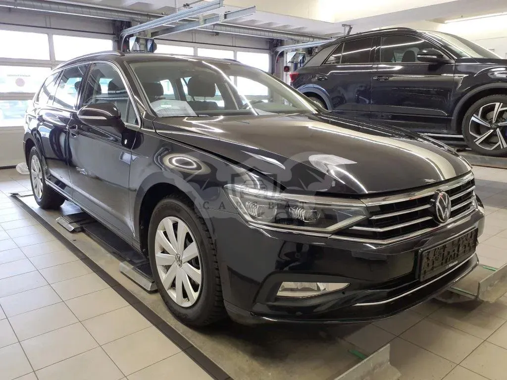 Volkswagen Passat Variant 2.0 TDI Business 2024