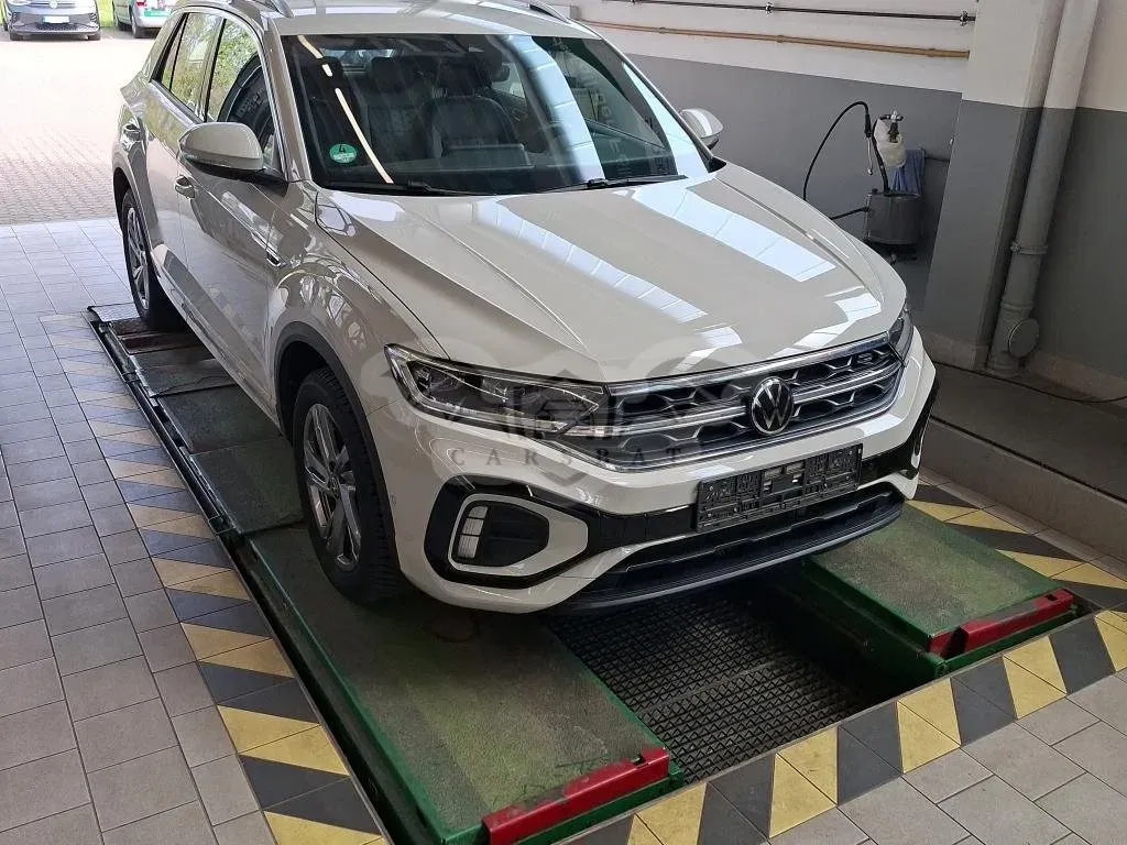 Volkswagen T-ROC 1.0 TSI R-Line 2024