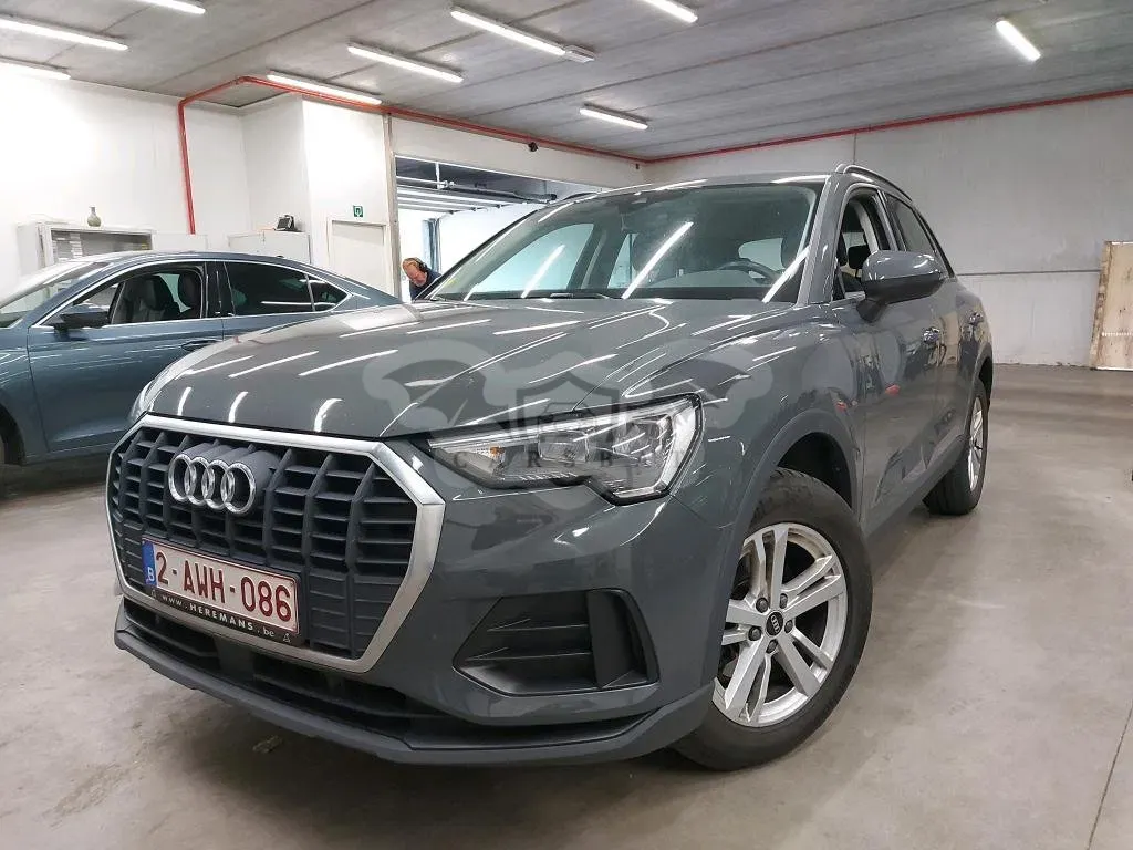 Audi Q3 35 TDI Business 2021