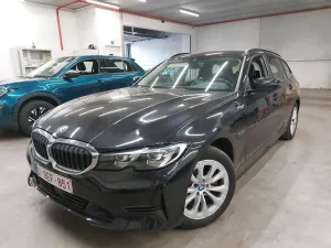 BMW 3 Series Touring 320e 2021
