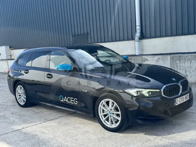 BMW 3 Series Touring 320e 2022
