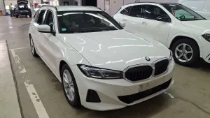 BMW 3 Series Touring 318d 2023