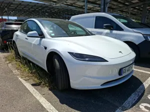 Tesla Model 3 60 kWh 2023