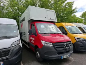 Mercedes-Benz Sprinter box 515 2023