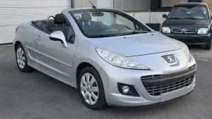 Peugeot 207 CC 1.6i 2012
