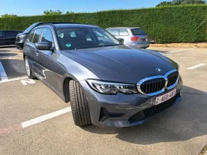 BMW 3 Series Touring 318i 2021
