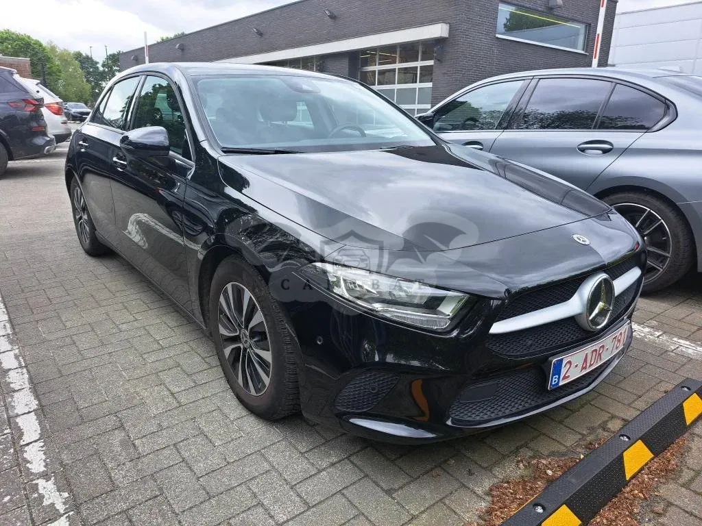 Mercedes-Benz A 180d Business Solution 2021