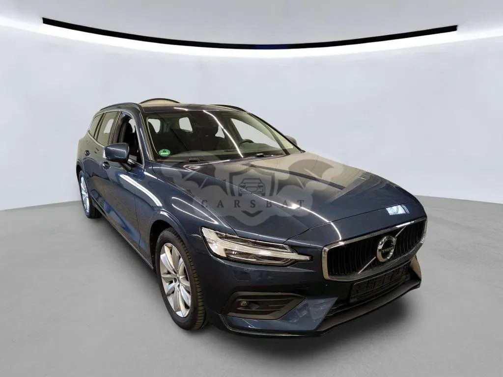 Volvo V60 B4 Momentum Pro 2021