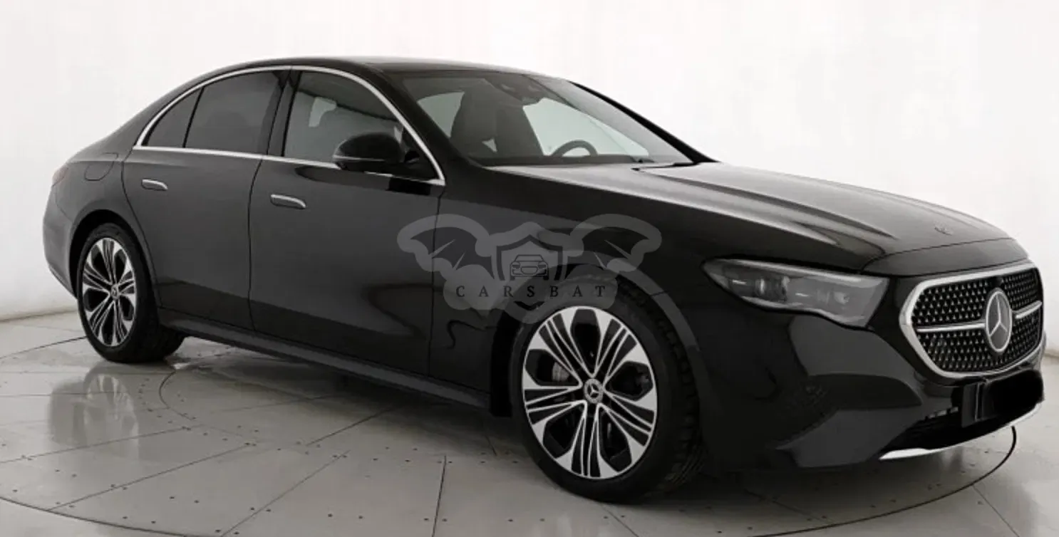 Mercedes-Benz E 220d AMG Line 2025
