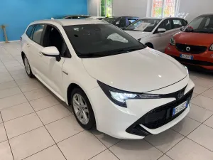 Toyota Corolla Touring Sports 1.8h Business 2021