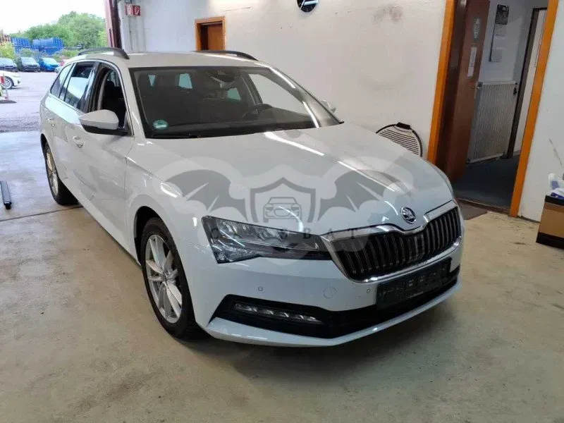 Skoda Superb Combi Ambition 2022