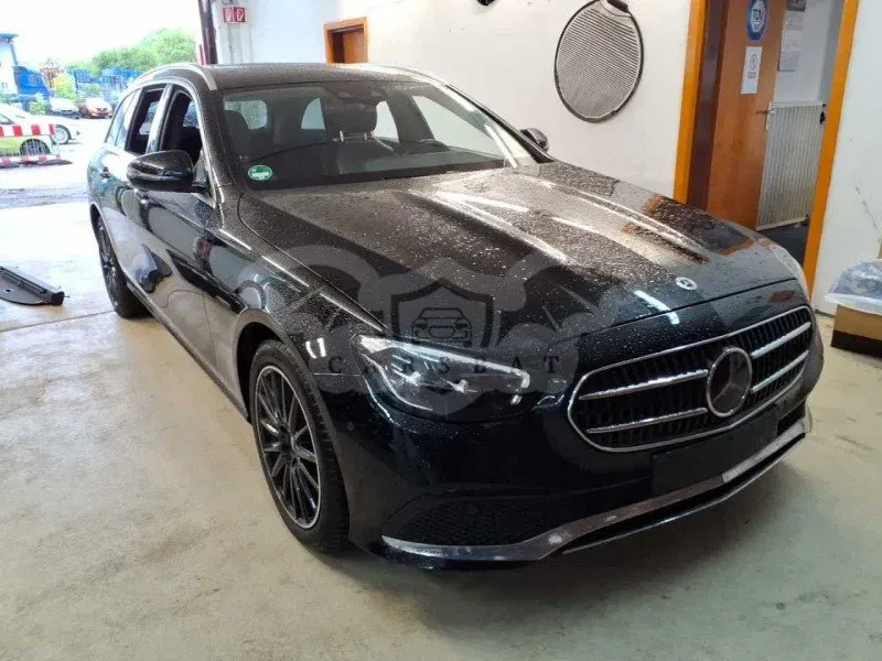 Mercedes-Benz E Break 300 Avantgarde 2022