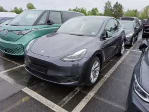 Tesla Model Y Long Range 2022