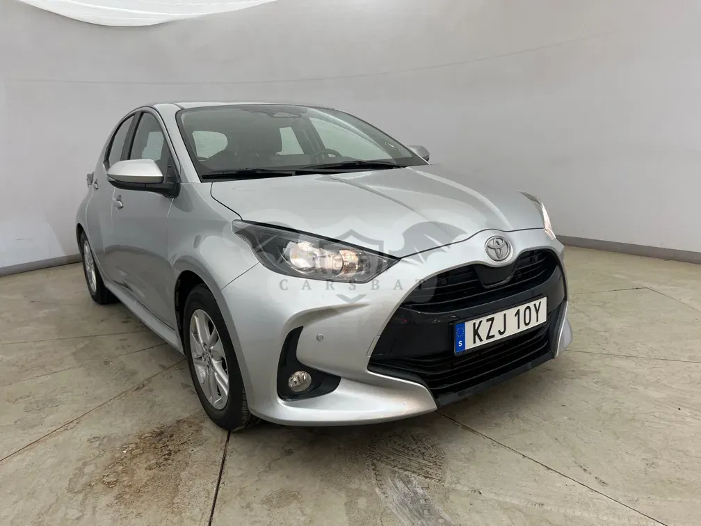 Toyota Yaris 1.5h 2025