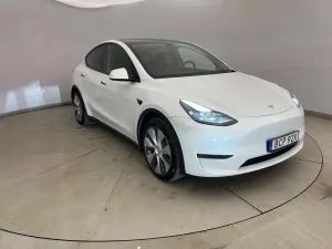 Tesla Model Y Long Range 82 kWh 2023