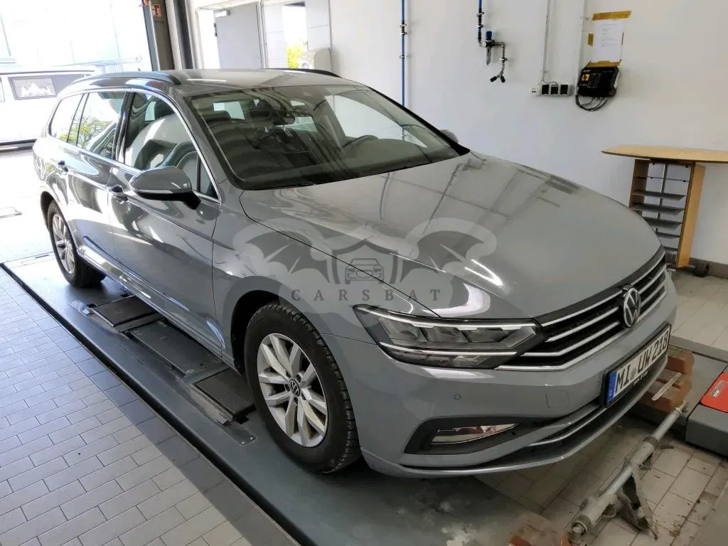 Volkswagen Passat Variant 2.0 TDI Business 2022