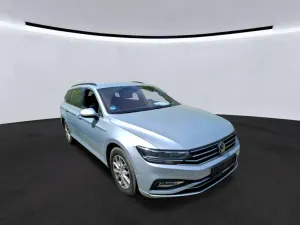 Volkswagen Passat Variant 2.0 TDI Business 2023