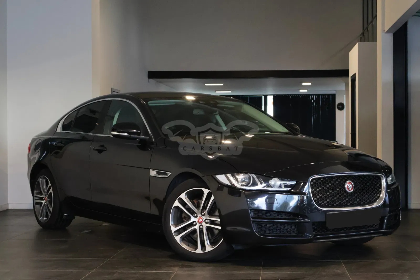Jaguar XE 2.0 2016