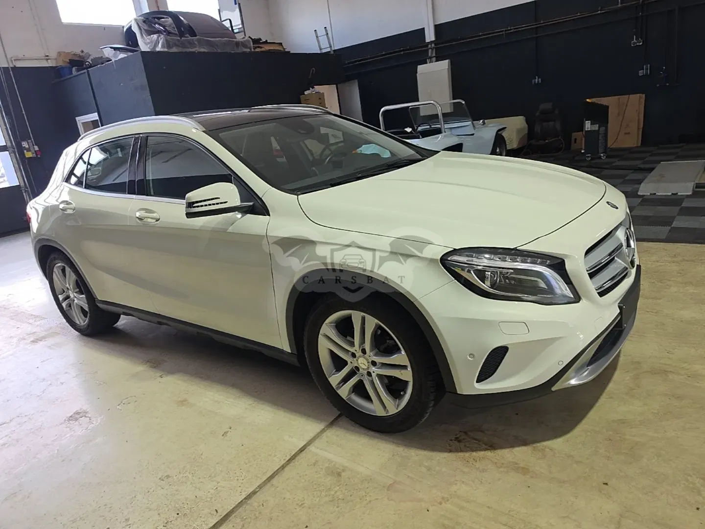 Mercedes-Benz GLA 200 Urban 2015