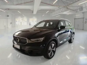 Volvo XC40 T5 Core 2023