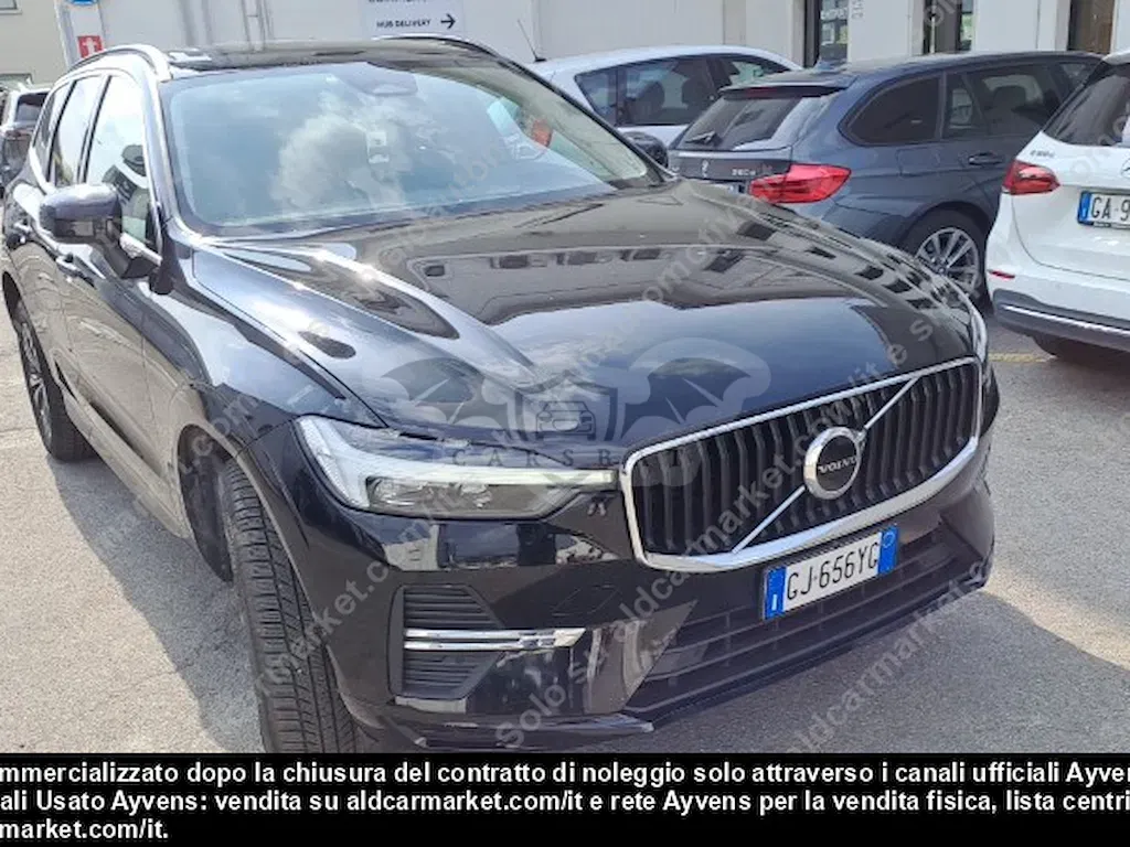 Volvo XC60 2.0 B4 Momentum 2022
