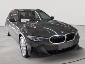BMW 3 Series Touring 320e 2023