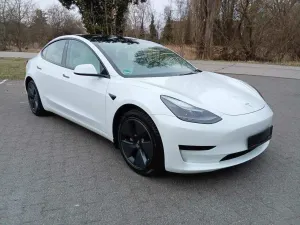 Tesla Model 3 Standard Range 2022