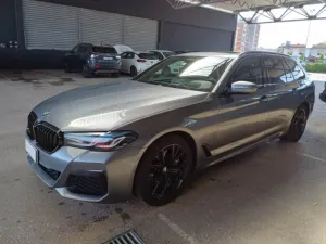 BMW 5 Series Touring 530d M Sport 2021