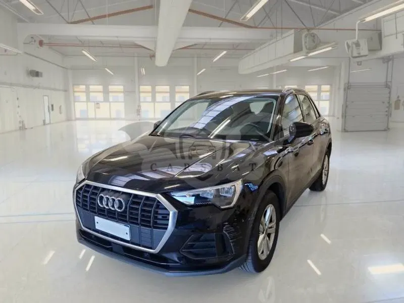 Audi Q3 35 TDI Business 2022