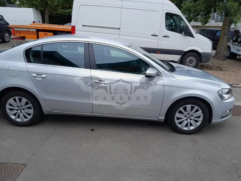 Volkswagen Passat 1.6 TDI Comfort 2014