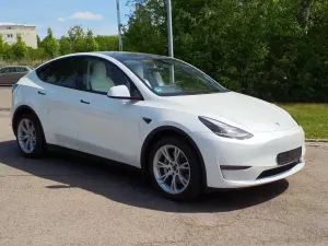 Tesla Model Y 78 kWh 2023