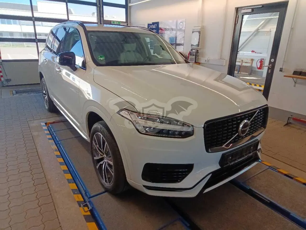 Volvo XC90 T8 R-Design 2021