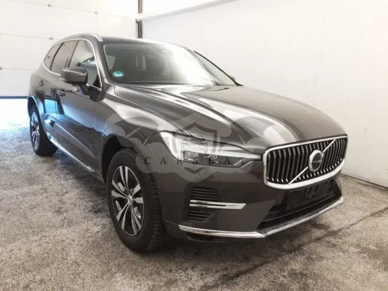 Volvo XC60 T6 Core 2024