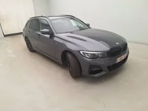 BMW 3 Series Touring 330e 2021