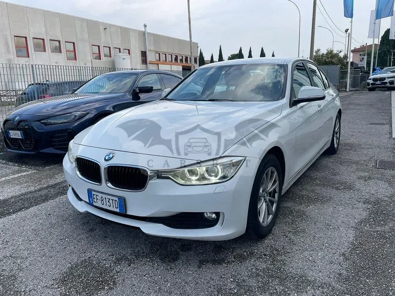 BMW 3 Series 318d 2012