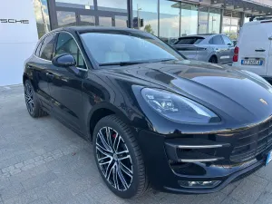 Porsche Macan Turbo 3.6 Turbo Performance 2016