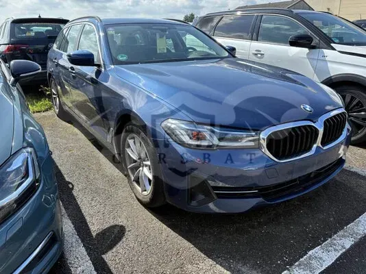 BMW 5 Series Touring 520d 2021